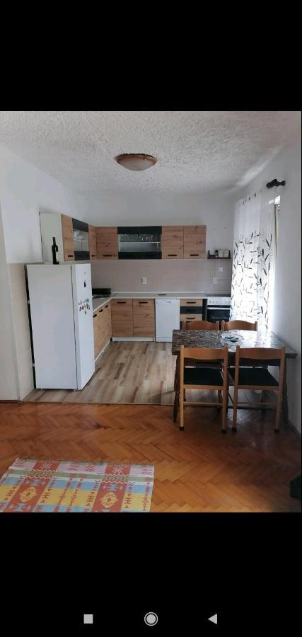 Apartments Bojanovic Сутоморе Экстерьер фото